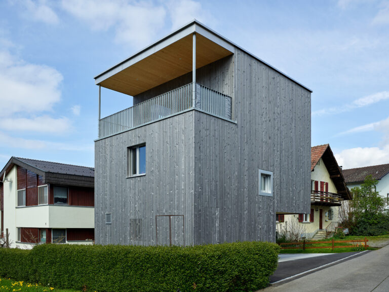 Einfamilienhaus-Holzhaus-Lochau-105-02