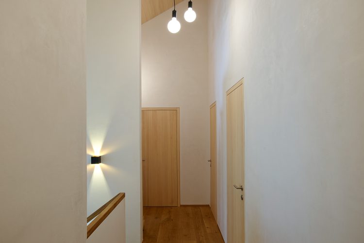 Einfamilienhaus-Holzhaus-Marul-102-08