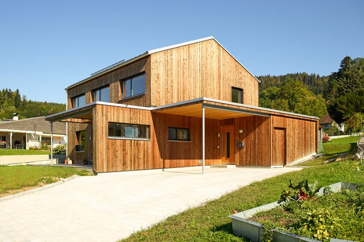 Einfamilienhaus-Holzhaus-Satteins-65-02