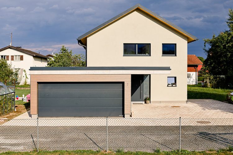 Holzhaus Basic – Einfamilienhaus – Außenansicht